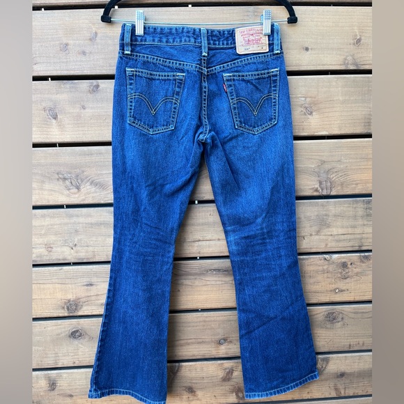 Vintage Y2K Levi’s 518 super low rise boot cut flares, dark wash. Jr size 1 - Picture 2 of 11